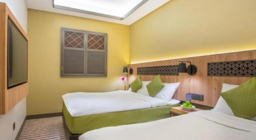 Aqueen Heritage Hotel Little India Singapore Exterior photo